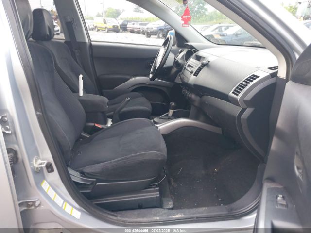 2007 MITSUBISHI OUTLANDER JA4MT31X67U001253 Photo 4