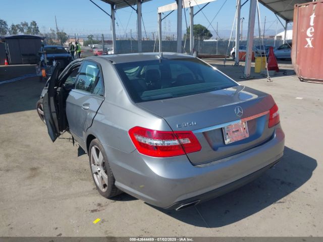 2011 MERCEDES-BENZ E 350 WDDHF5GB4BA364902 Photo 2