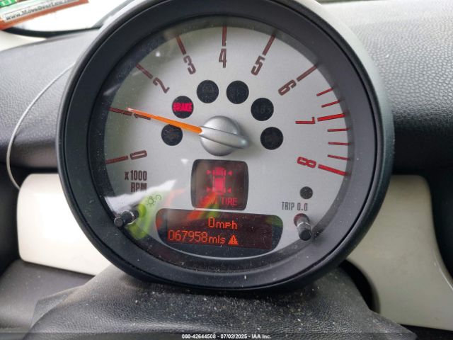 2013 MINI CLUBMAN WMWZG3C55DTY32706 Photo 6