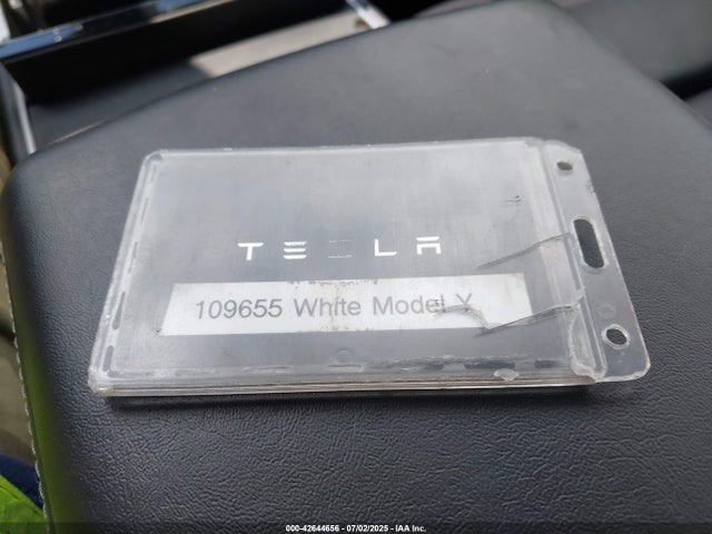 2021 TESLA MODEL Y 5YJYGDEDXMF109655 Photo 10