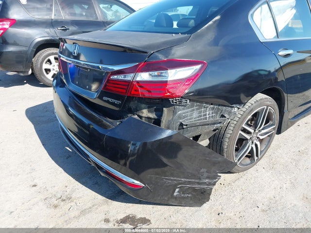 1HGCR2F54GA077977 Honda k24w1