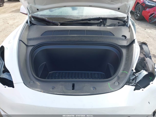 7SAYGDEE7PA202999 Tesla Model Y