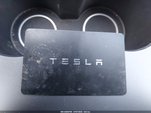 7SAYGDEE7PA202999 Tesla Model Y