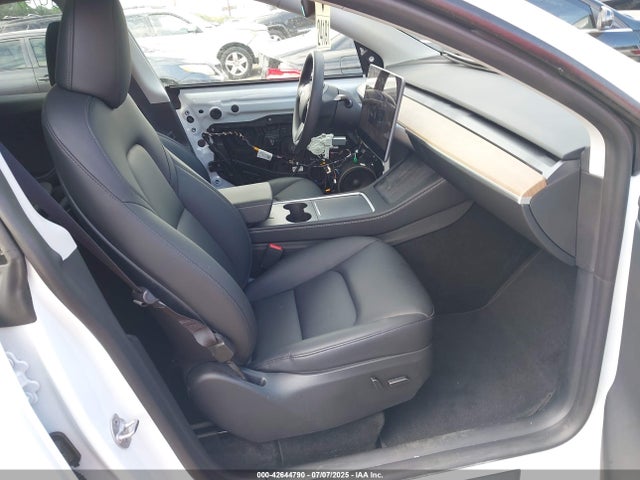 7SAYGDEE7PA202999 Tesla Model Y