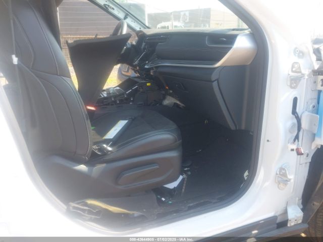 2021 JEEP GRAND CHEROKEE L 1C4RJKAGXM8210155 Photo 4