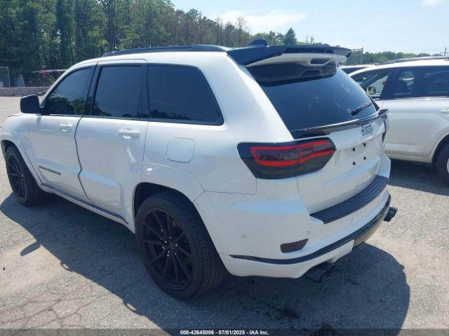 2019 JEEP GRAND CHEROKEE 1C4RJFJT1KC785744 Photo 2
