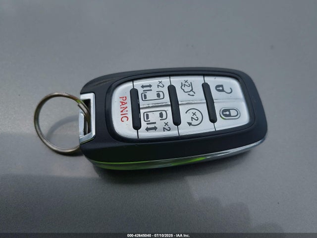 2021 CHRYSLER PACIFICA HYBRID 2C4RC1L73MR581048 Photo 10