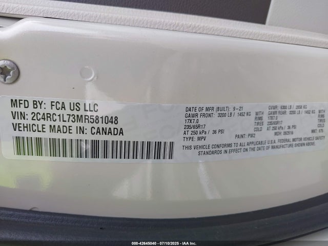 2021 CHRYSLER PACIFICA HYBRID 2C4RC1L73MR581048 Photo 8