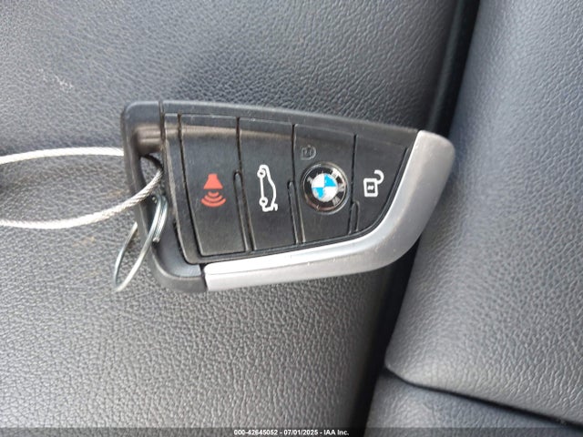 5UXTR9C52KLR04169 BMW X3