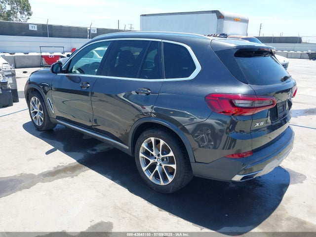 BMW X5 2019 5UXCR6C58KLL51591 Image 3