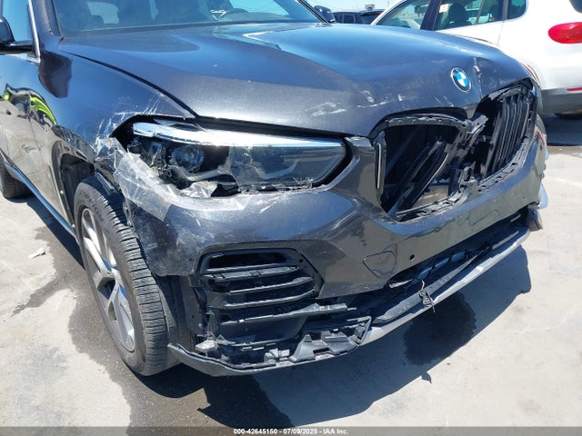 BMW X5 2019 5UXCR6C58KLL51591 Image 6
