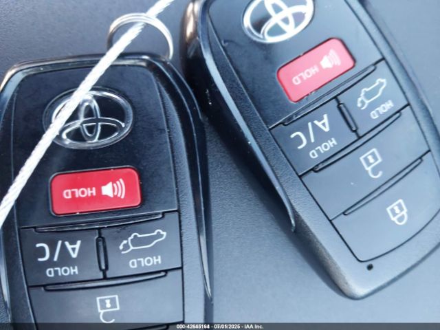 2024 TOYOTA BZ4X JTMABACA3RA076716 Photo 10