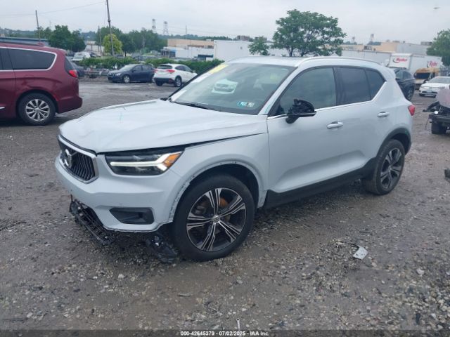 2021 VOLVO XC40 YV4162UL6M2476490 Photo 1