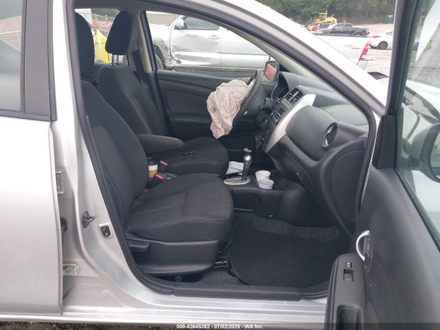 Nissan Versa 2016 3N1CN7AP1GL835656 Image 5