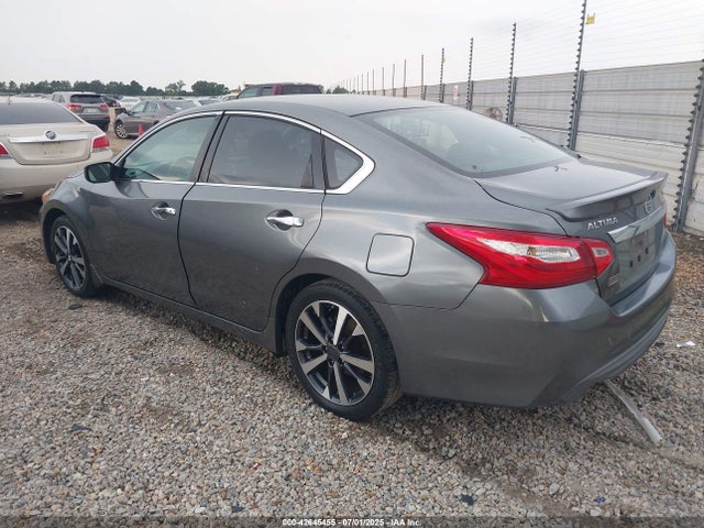 1N4AL3APXGC190638 Nissan 2016