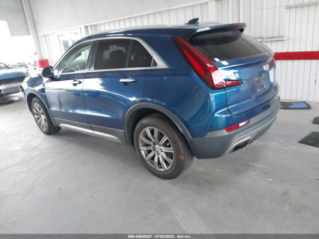 2019 CADILLAC XT4 1GYFZCR42KF196539 Photo 2