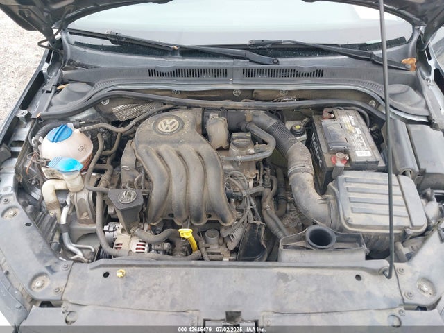 3VW2K7AJ0FM213133 Volkswagen Jetta