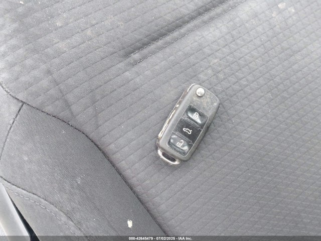 3VW2K7AJ0FM213133 Volkswagen Jetta