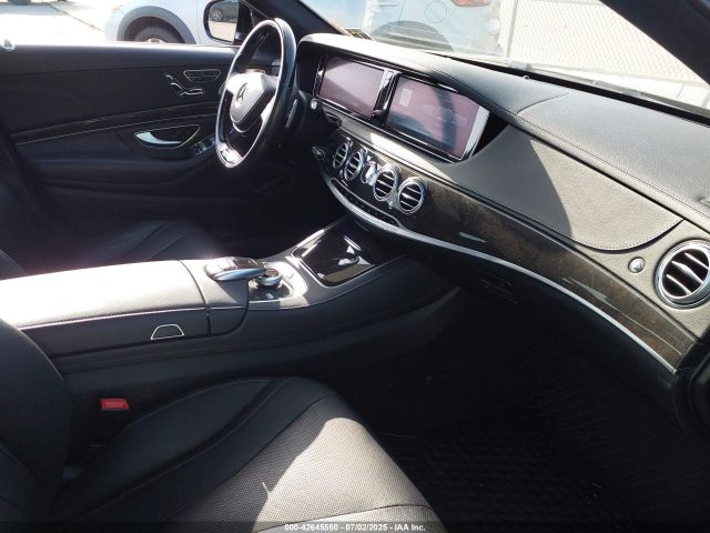 2017 MERCEDES-BENZ S 550 WDDUG8FB4HA318848 Photo 4