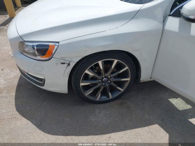 2015 VOLVO S60 YV126MFM1F1340702 Photo 5