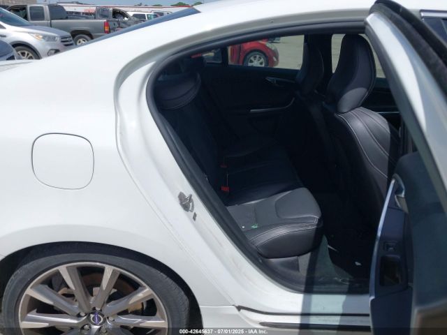 2015 VOLVO S60 YV126MFM1F1340702 Photo 7