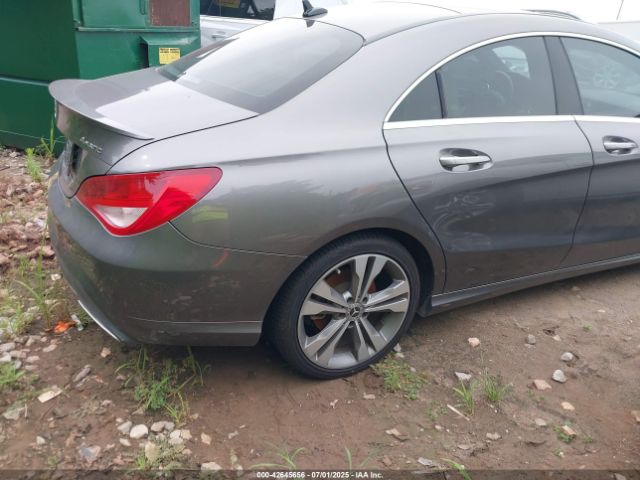 2018 MERCEDES-BENZ CLA 250 WDDSJ4GB3JN574171 Photo 3