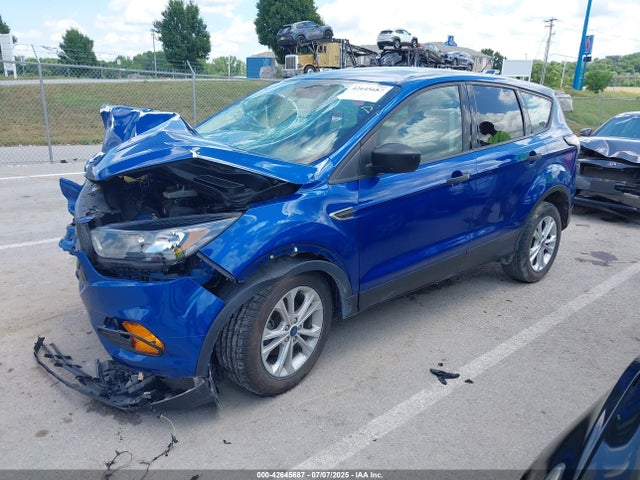 2018 FORD ESCAPE 1FMCU0F72JUC24091 Photo 1