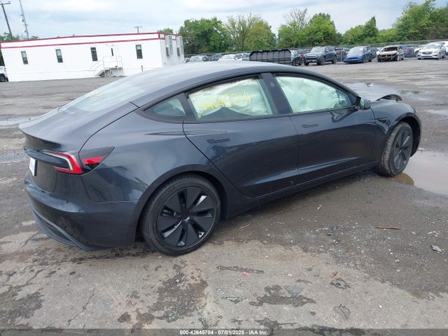 Tesla 2025 2025 5YJ3E1EA3SF032029 Image 4