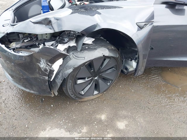 Tesla 2025 2025 5YJ3E1EA3SF032029 Image 6