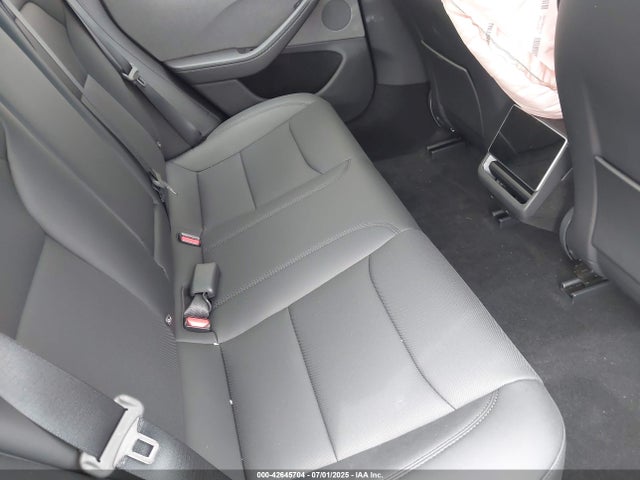 Tesla 2025 2025 5YJ3E1EA3SF032029 Image 8