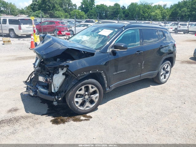 3C4NJDCB6JT437125 Jeep 2018
