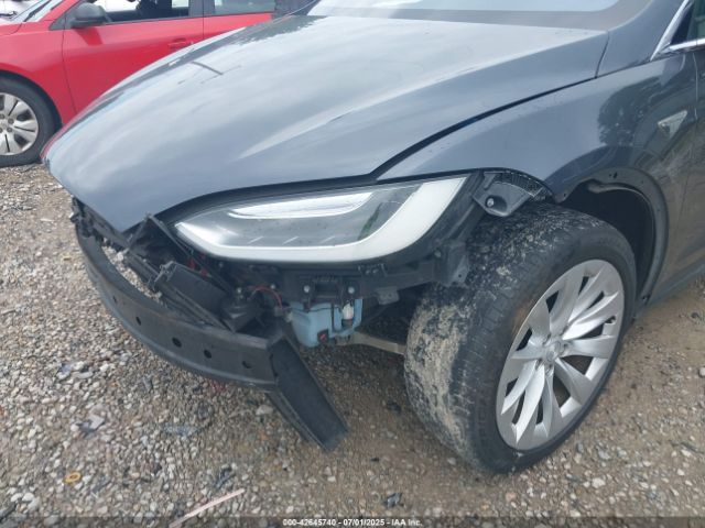 2016 TESLA MODEL X 5YJXCBE26GF008806 Photo 5