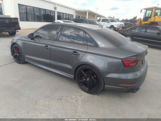 2018 AUDI RS 3 WUABWGFFXJ1901709 Photo 2