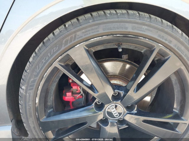 2018 AUDI RS 3 WUABWGFFXJ1901709 Photo 5