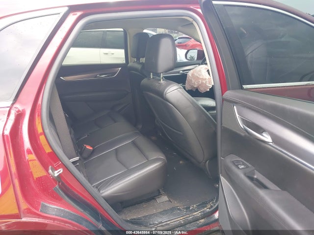 2017 CADILLAC XT5 1GYKNERS8HZ270638 Photo 7