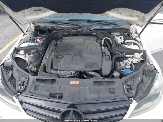 2013 MERCEDES-BENZ C 300 WDDGF8AB8DR287316 Photo 9
