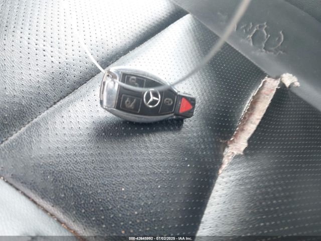 2013 MERCEDES-BENZ C 300 WDDGF8AB8DR287316 Photo 10