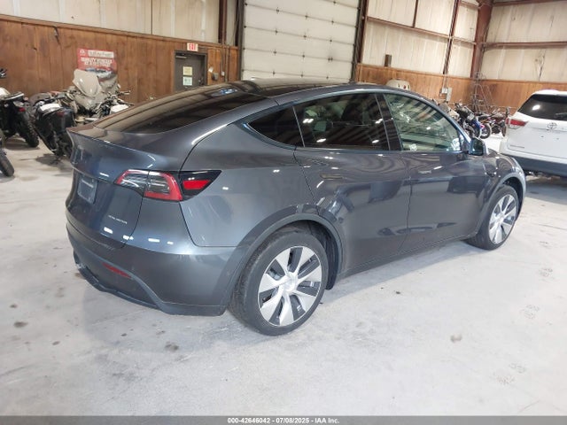 2021 TESLA MODEL Y 5YJYGDEE2MF191714 Photo 3