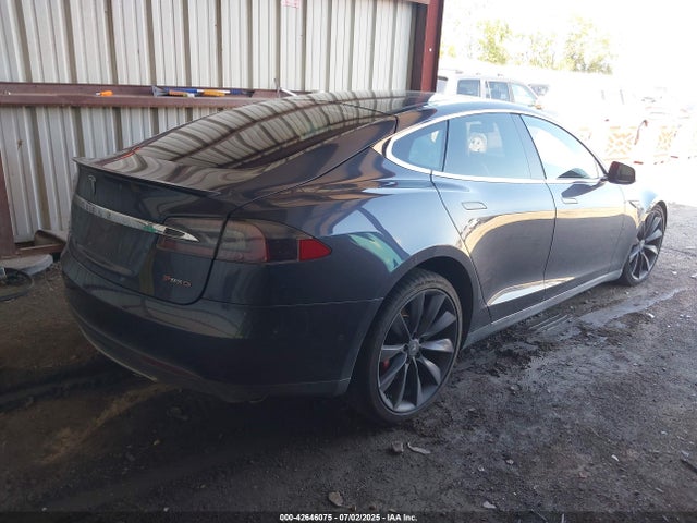 2015 TESLA MODEL S 5YJSA4H45FF080538 Photo 3