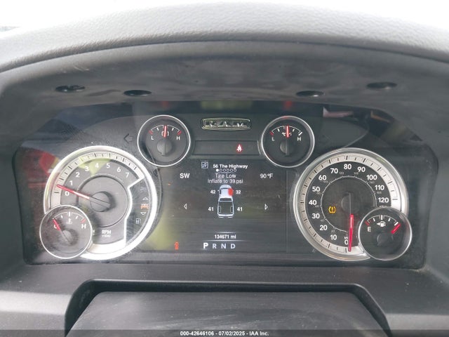3C6RR7LT4GG233470 RAM 2016