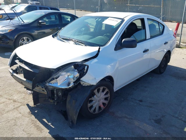 3N1CN7AP8EL868571 Nissan 2014