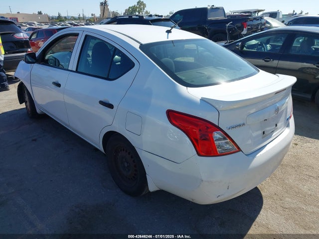 3N1CN7AP8EL868571 Nissan 2014
