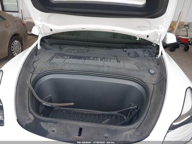 2023 TESLA MODEL Y 7SAYGDEE9PA117288 Photo 9