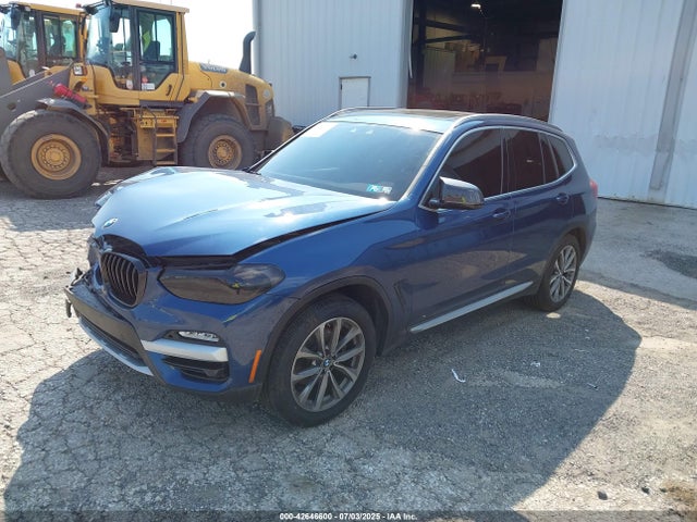 BMW X3 2019 5UXTR9C58KLP83745 Image 2