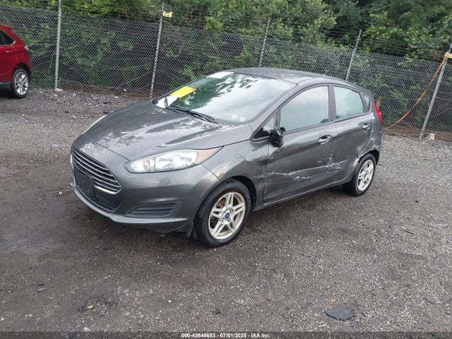 Ford 2019 2019 3FADP4EJ6KM147631 Image 2