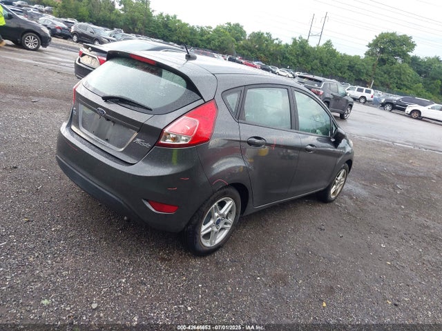Ford 2019 2019 3FADP4EJ6KM147631 Image 4