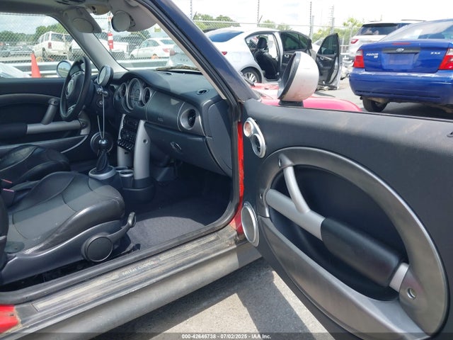 2004 MINI COOPER S WMWRE33414TD76879 Photo 4