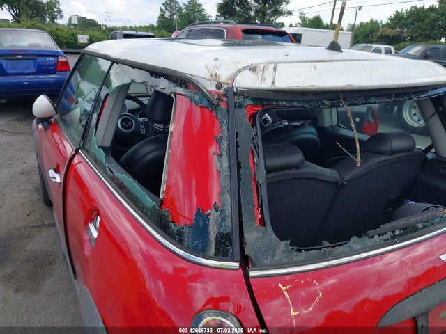 2004 MINI COOPER S WMWRE33414TD76879 Photo 5