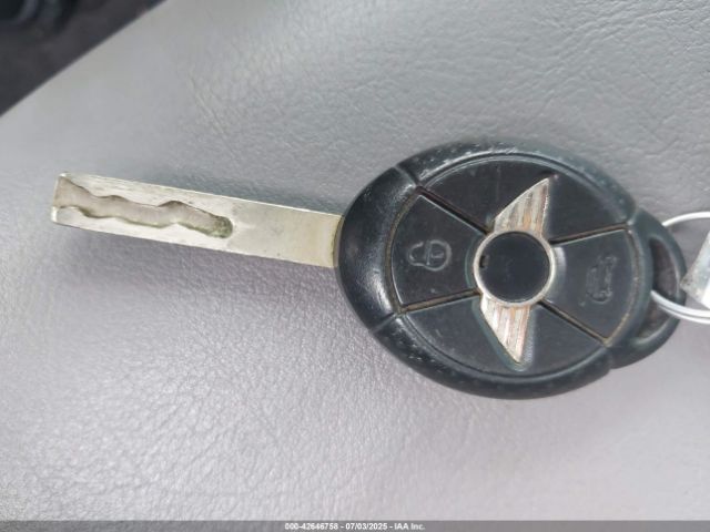 2006 MINI COOPER S WMWRE33586TJ36382 Photo 10
