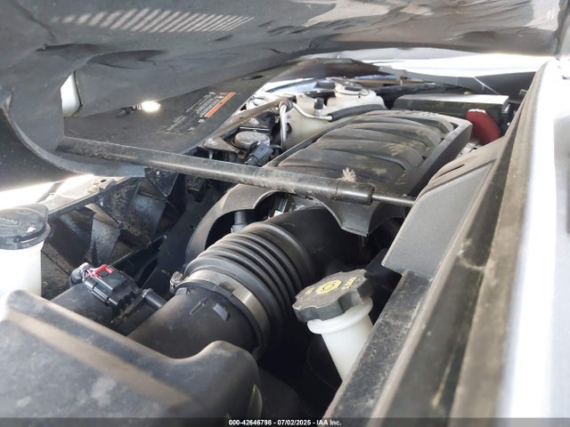 1GKKVRKD6GJ131070 GMC llt - sidi, alum, 60 degrees